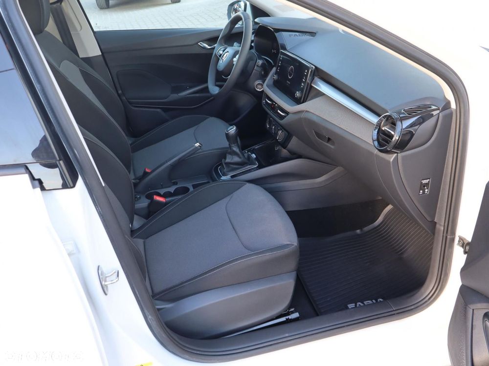 Skoda Fabia 1.0 TSI Selection - 6