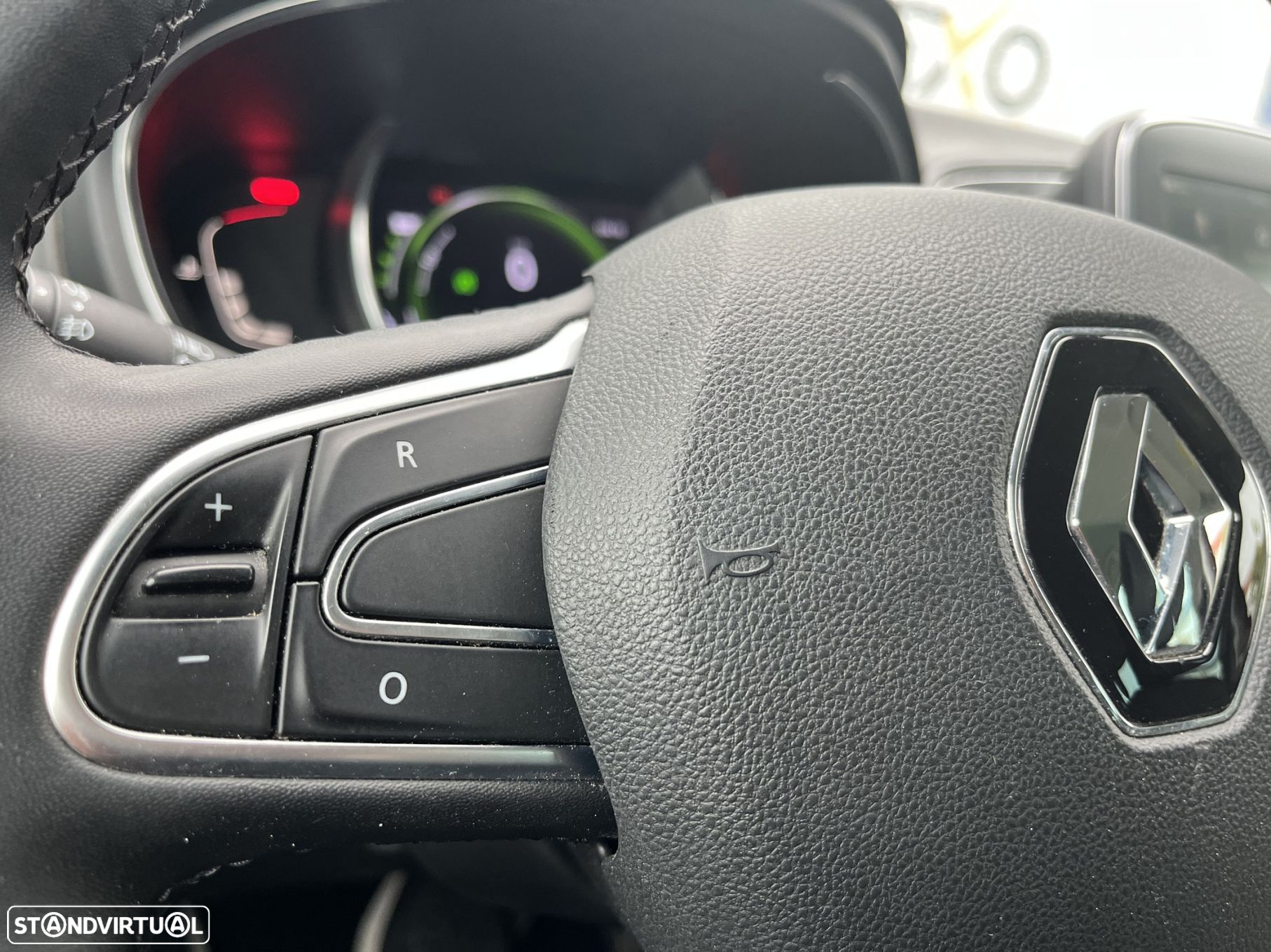 Renault Grand Scénic - 10