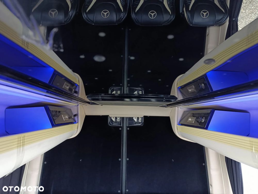 Mercedes-Benz Sprinter 519 - 26