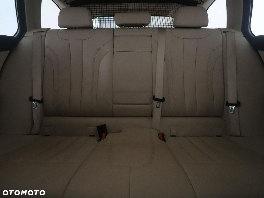 BMW Seria 5 520d xDrive - 19