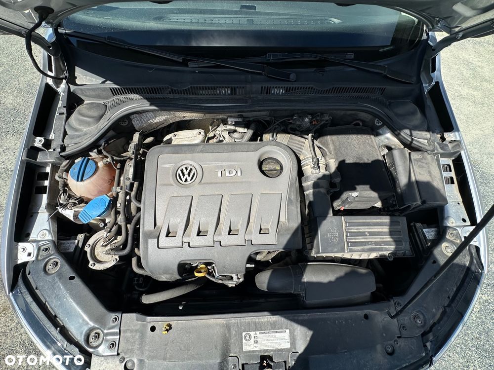 Volkswagen Jetta 2.0 TDI Highline Perfectline DSG - 13