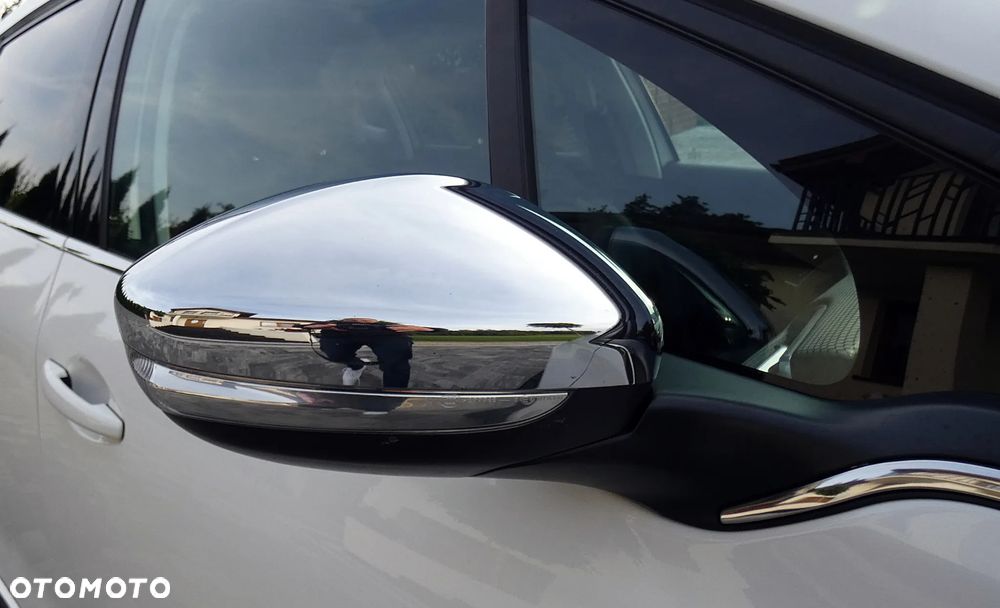Peugeot 2008 1.6 VTi Style - 34