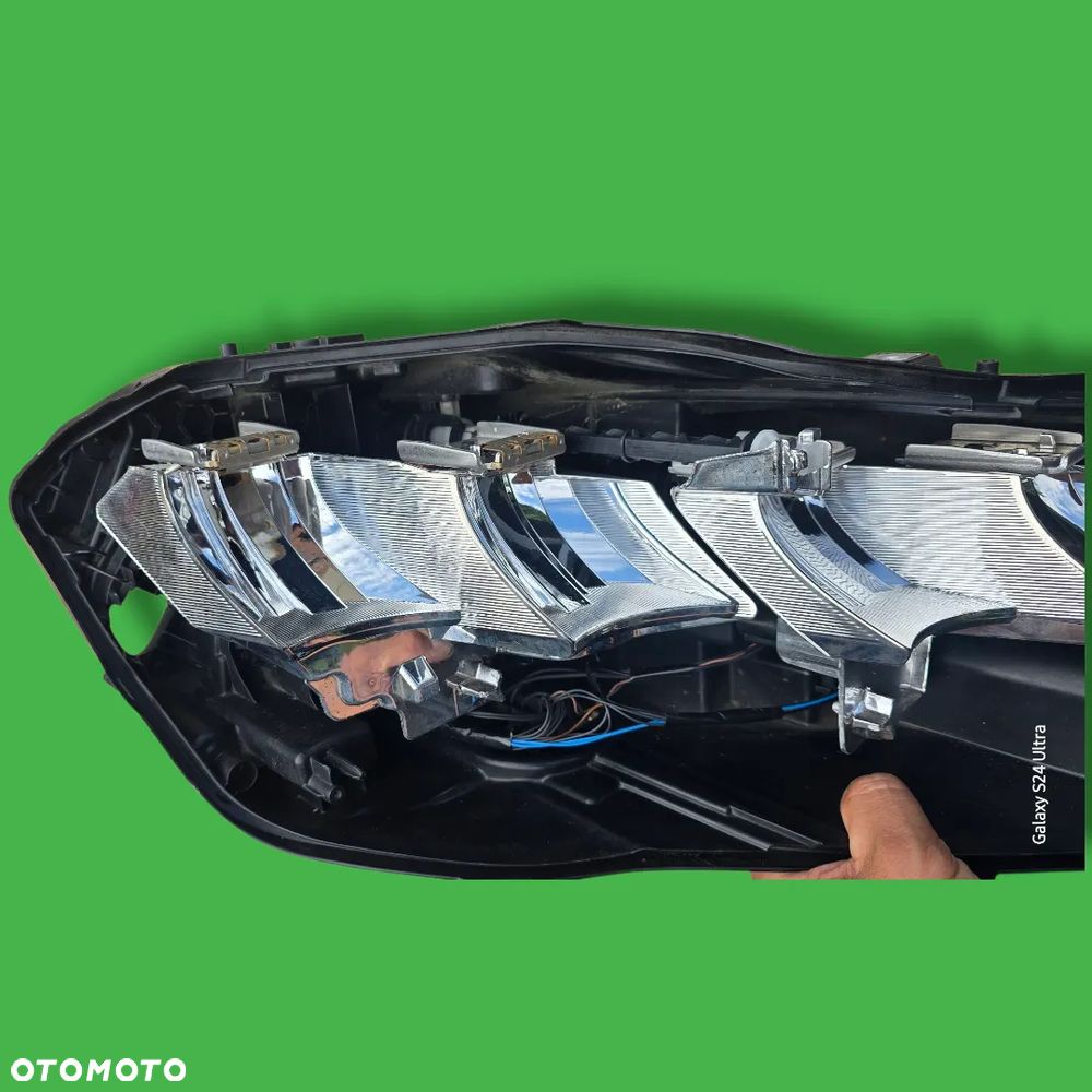 3p1941016 OBUDOWA PUSZKA REFLEKTOR PRAWY PRZÓD SKODA SUPERB IV CRISTAL LED - 10