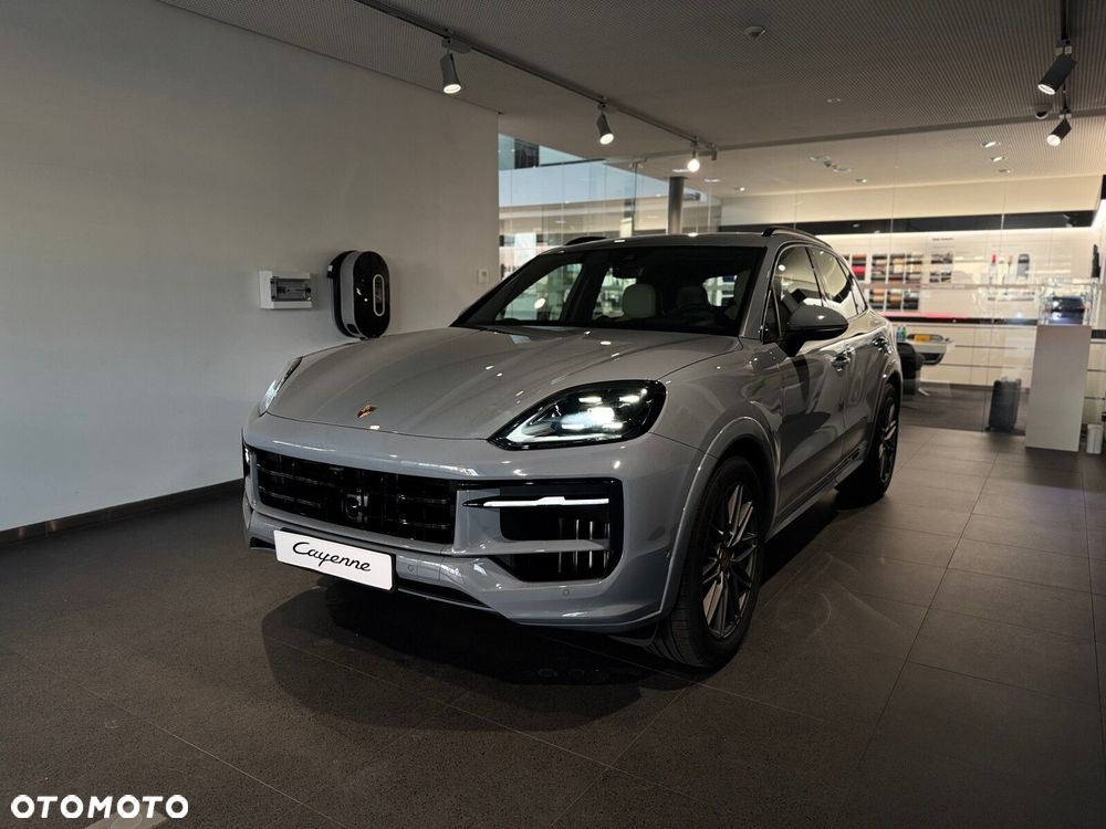Porsche Cayenne S - 3