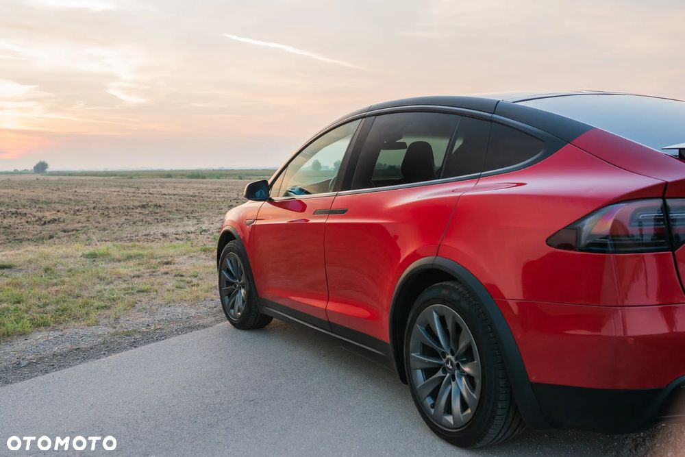 Tesla Model X 90D Allradantrieb - 6