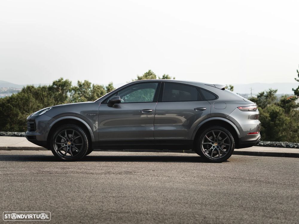Porsche Cayenne Coupé E-Hybrid - 4