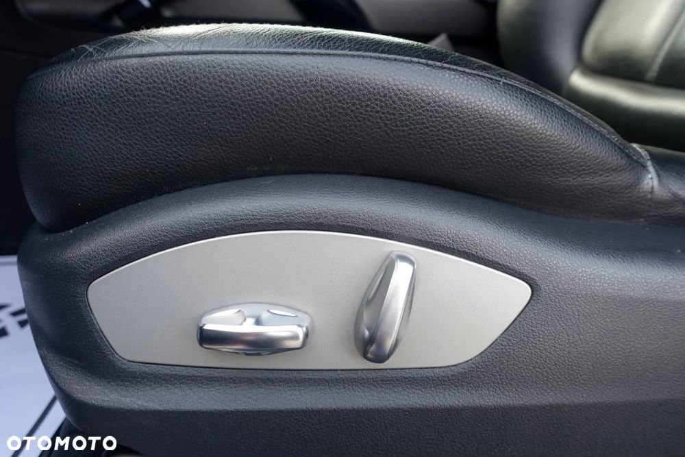 Porsche Cayenne Tiptronic S - 11