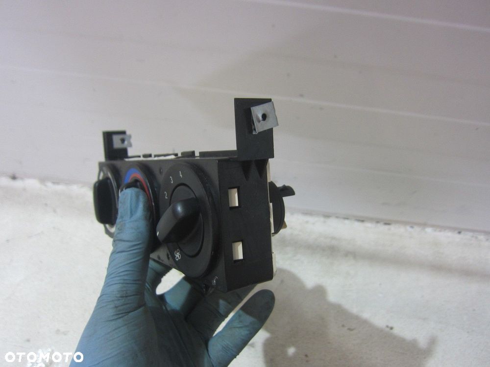 BMW Z3 E36 PANEL STEROWANIA KLIMATYZACJI OGRZEWANIA NAWIEWU 64118397702 - 5