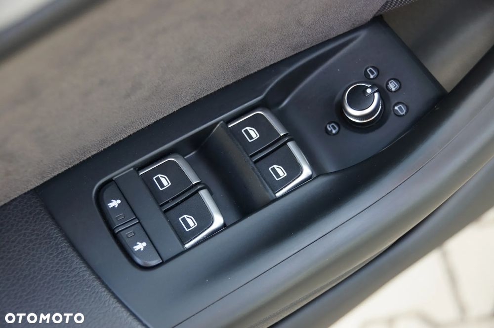 Audi Q3 2.0 TDI Quattro S tronic - 27