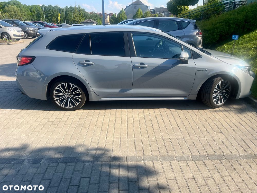 Toyota Corolla - 4