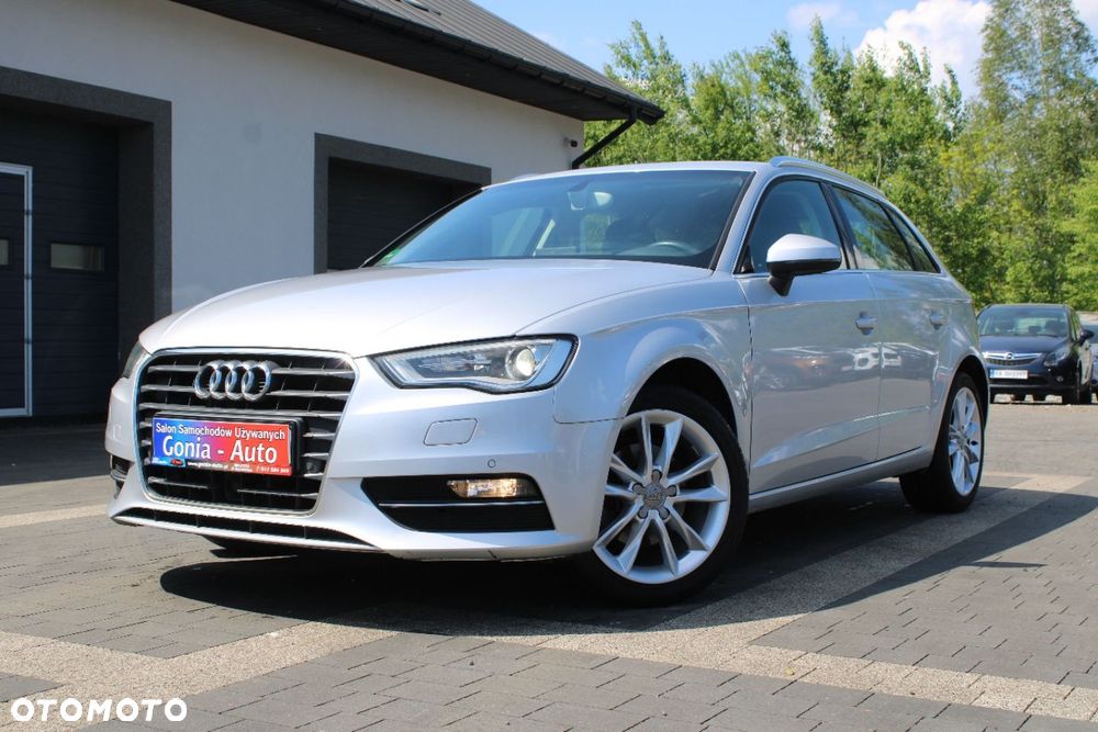 Audi A3 Sportback - 1