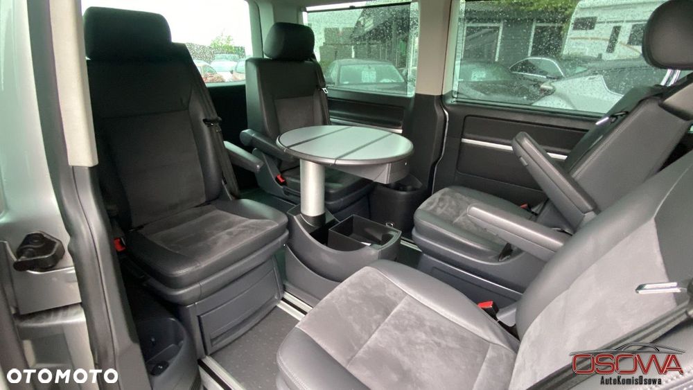 Volkswagen Multivan - 20