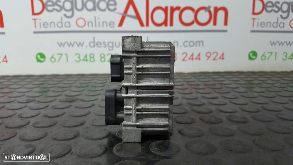 CAIXA DE PRÉ AQUECIMENTO OPEL INSIGNIA BERLINA COSMO - 3