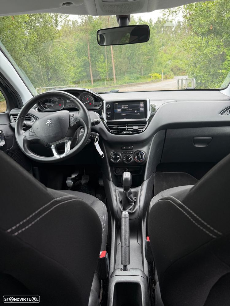 Peugeot 208 1.2 VTi SE Style - 7