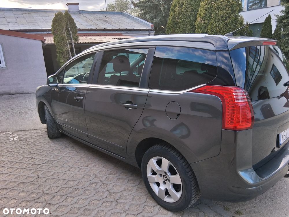 Peugeot 5008 1.6 HDi Access 7os - 2