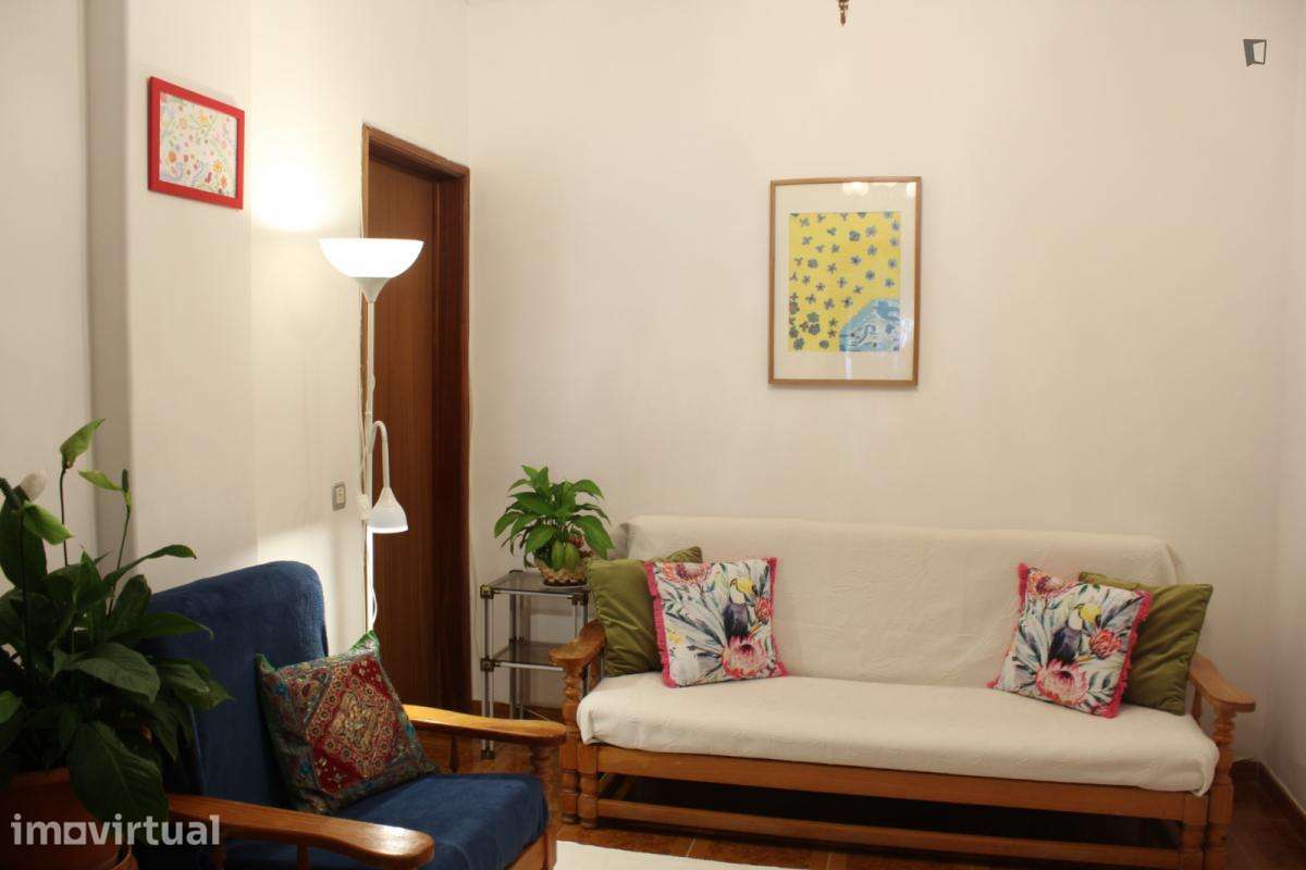 Apartamento com 1 quartos - localizado em Lisbon - Grande imagem: 3/8