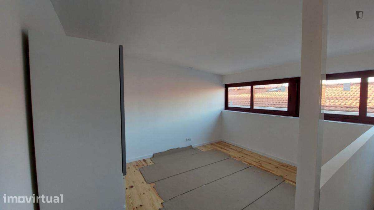 Apartamento com 1 quartos - localizado em Vila nova de gaia - Grande imagem: 2/11