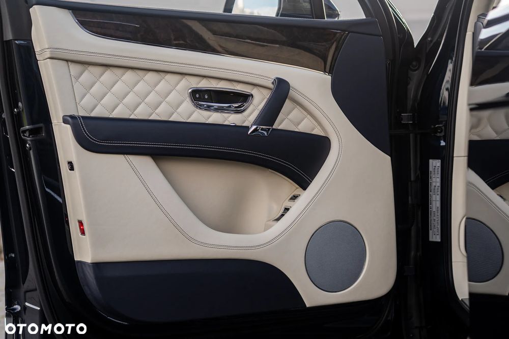 Bentley Bentayga W12 - 15