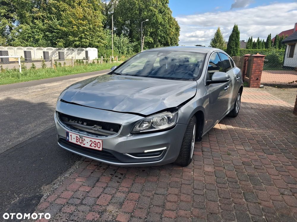 Volvo S60 D2 Edition - 4