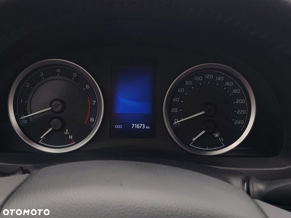 Toyota Corolla - 25
