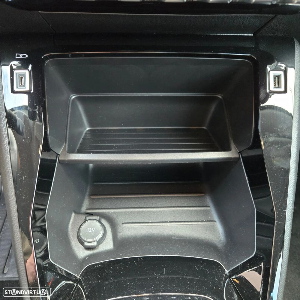 Peugeot e-208 Active Pack - 17