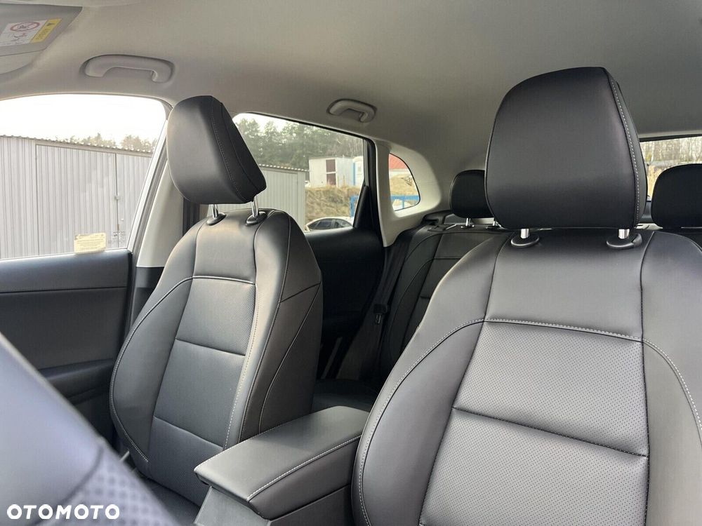 MG ZS Hybrid+ - 11