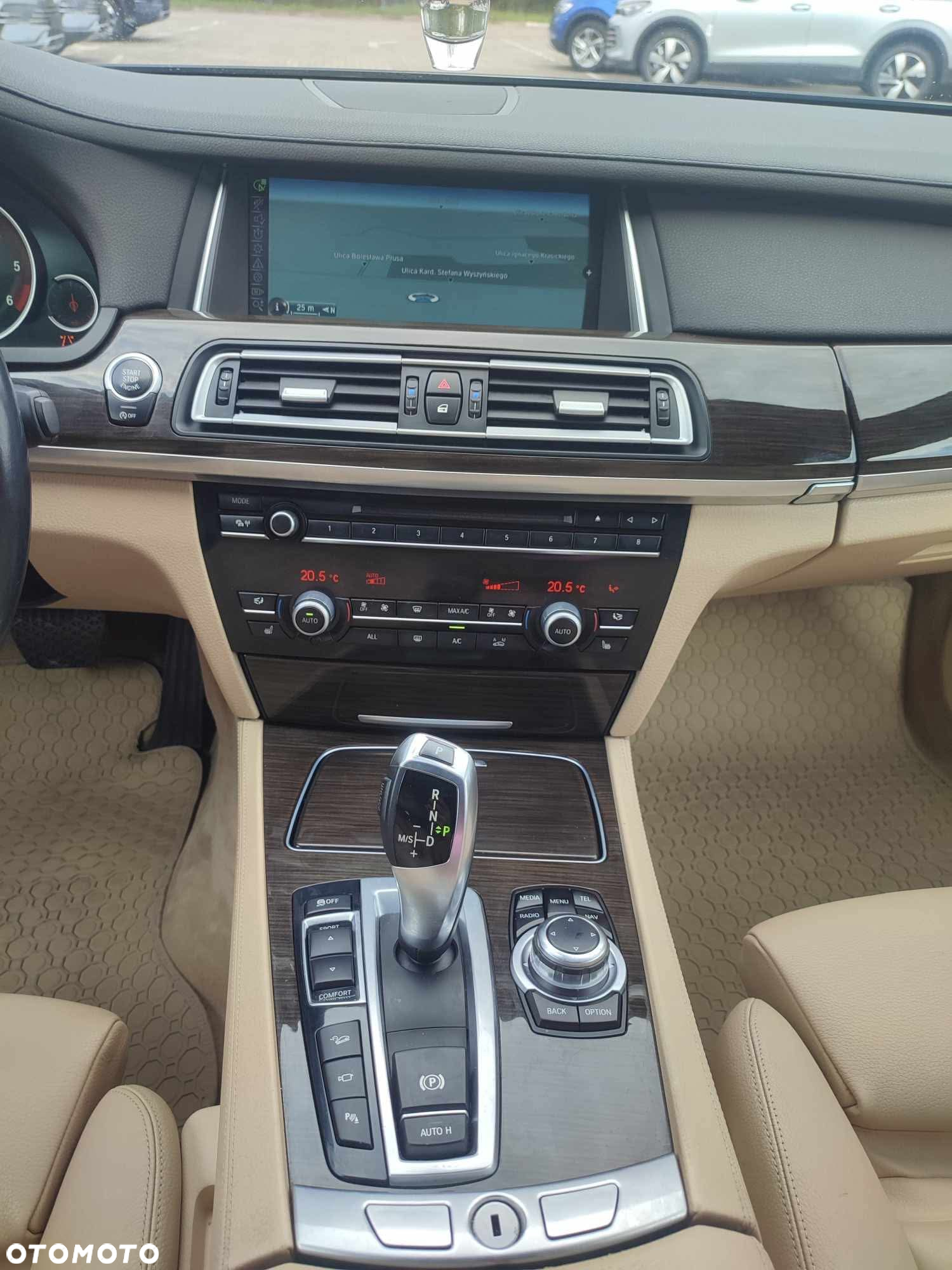 BMW Seria 7 730d xDrive - 19