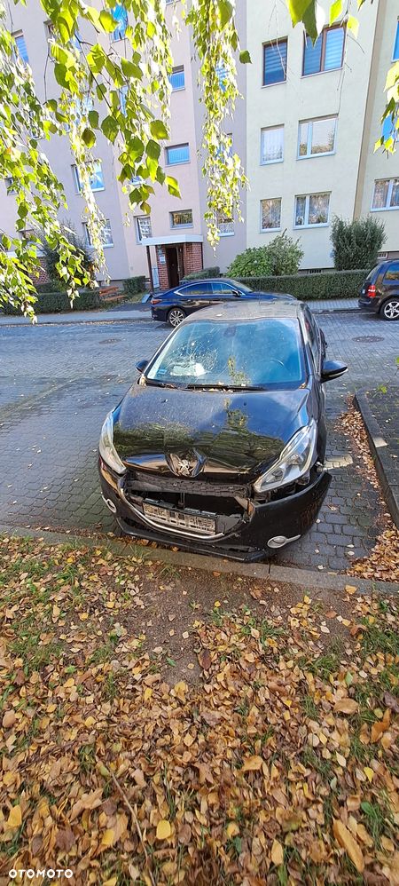 Peugeot 208 1.4 HDi Active Pack - 1