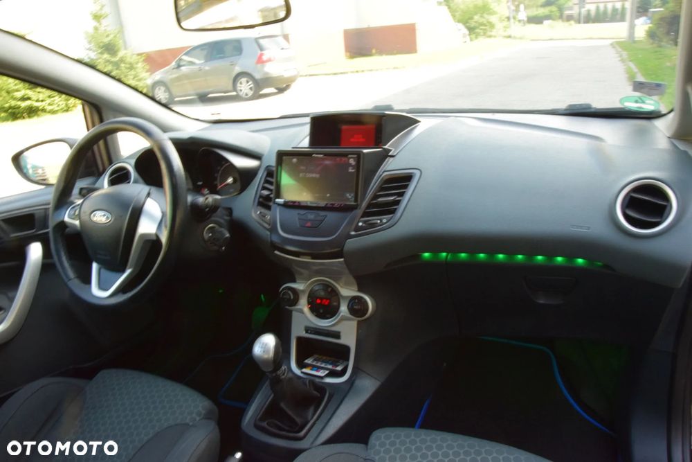 Ford Fiesta 1.6 Ti-VCT Sport - 22