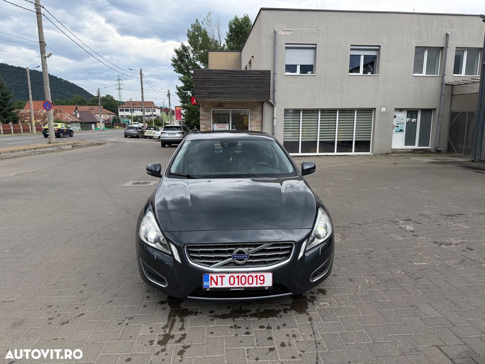 Volvo S60 D4 Geartronic Business Edition - 2