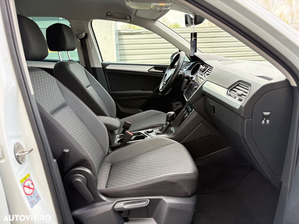 Volkswagen Tiguan 2.0 TDI SCR 4MOTION DSG R-Line - 13