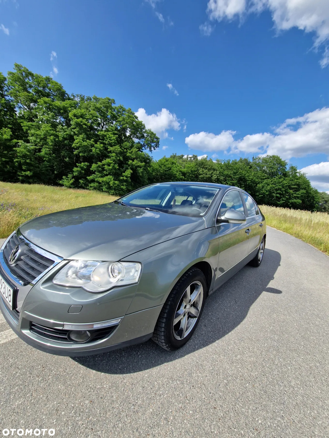 Volkswagen Passat 2.0 TDI Comfortline - 7