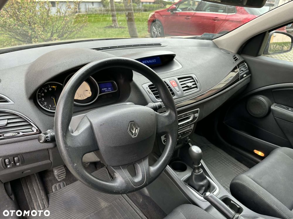 Renault Megane 1.6 16V Dynamique - 5