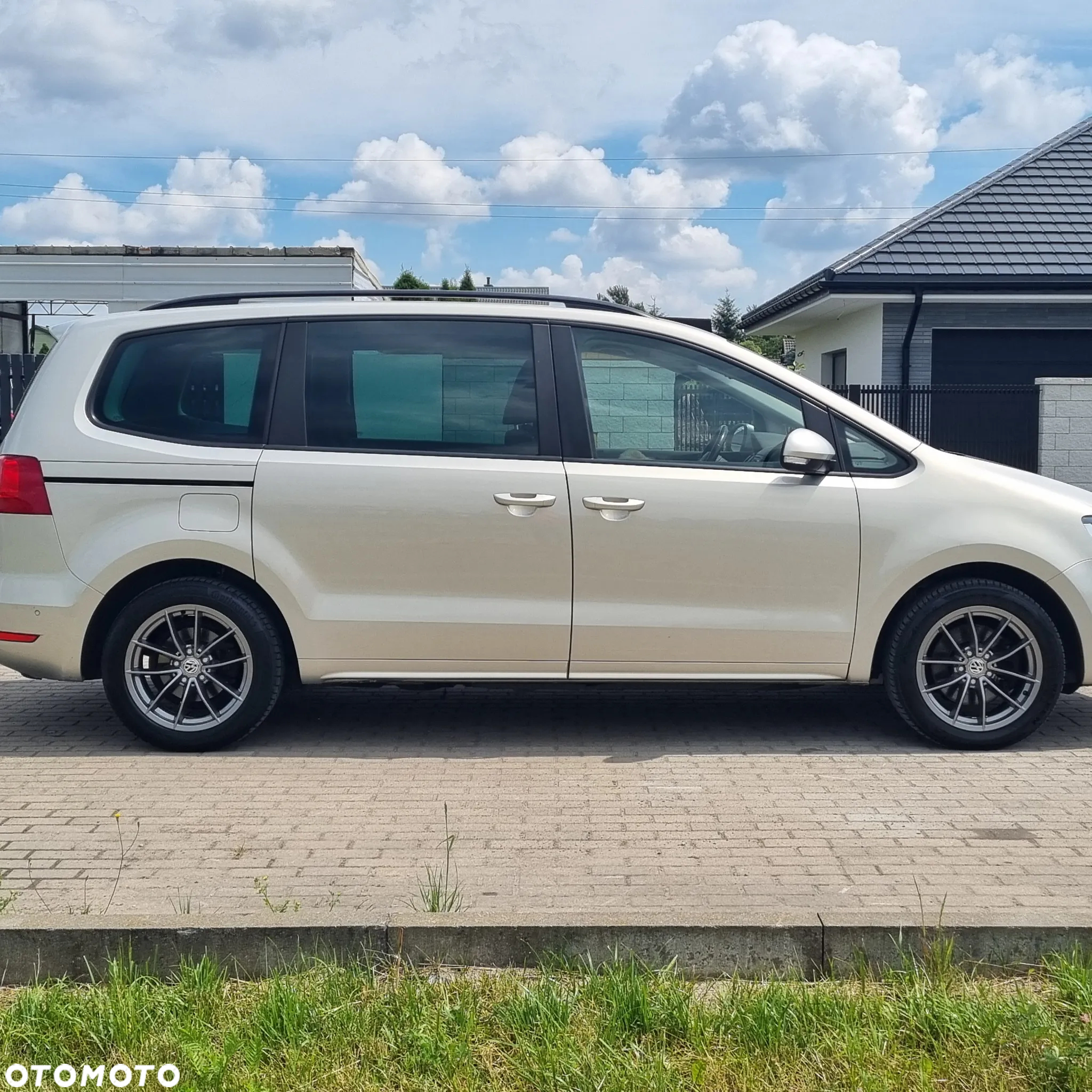 Volkswagen Sharan 2.0 TDI Basis - 5