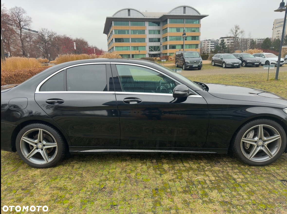 Mercedes-Benz Klasa C 200 4-Matic 9G-TRONIC - 7