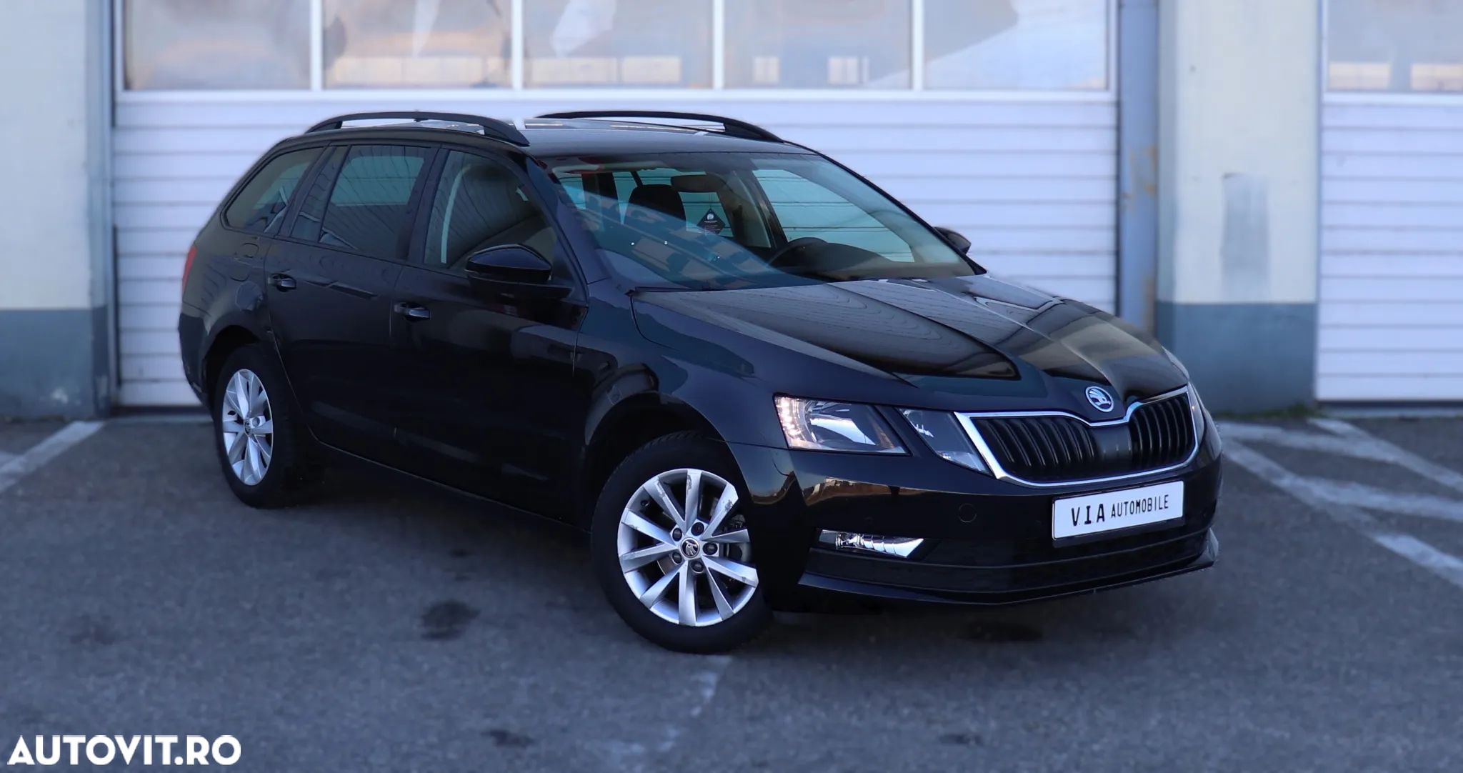 Skoda Octavia 2.0 TDI DSG Style - 1