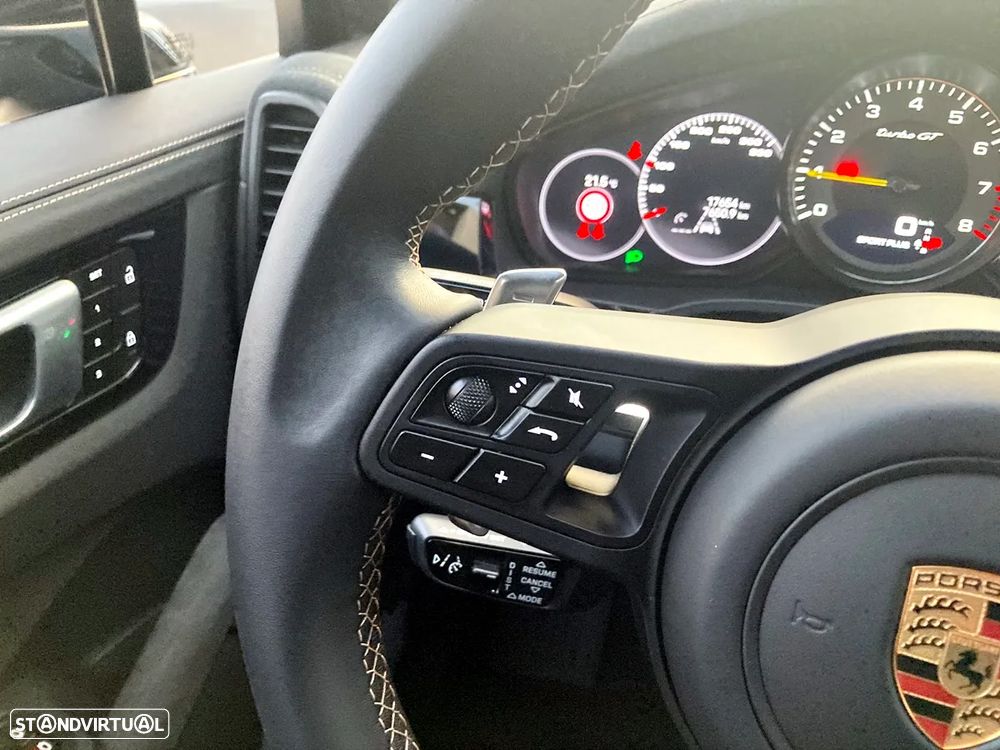 Porsche Cayenne Coupé Turbo - 16