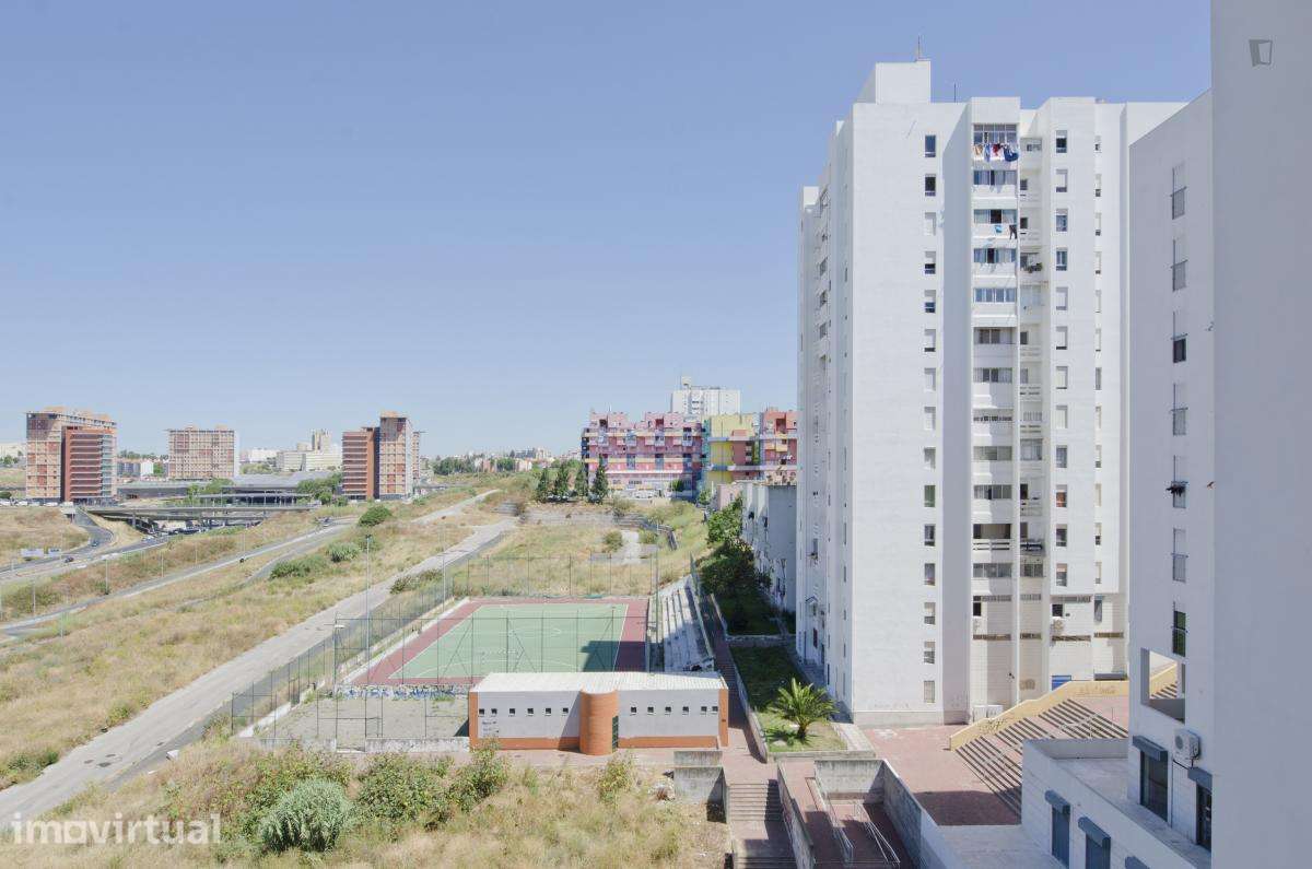 Quarto - localizado em Bela Vista Lisbon - Grande imagem: 4/22