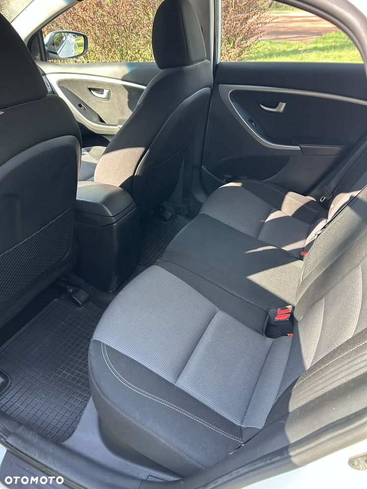 Hyundai i30 1.6 CRDi Classic - 3