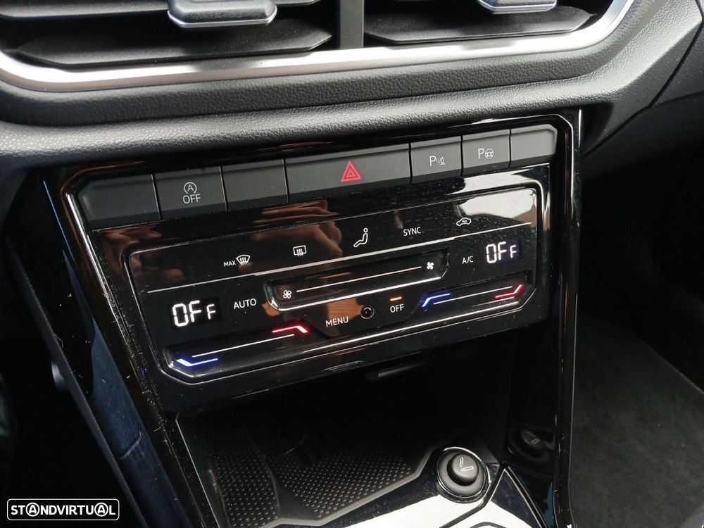 VW T-Roc 2.0 TDI R-Line DSG - 31