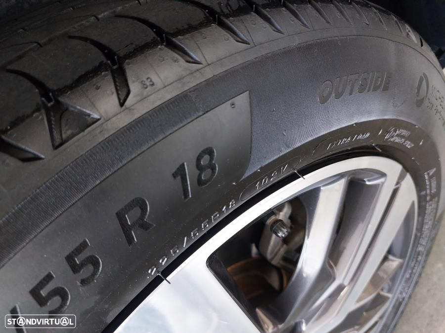 Peugeot 5008 1.2 PureTech Allure EAT8 - 43