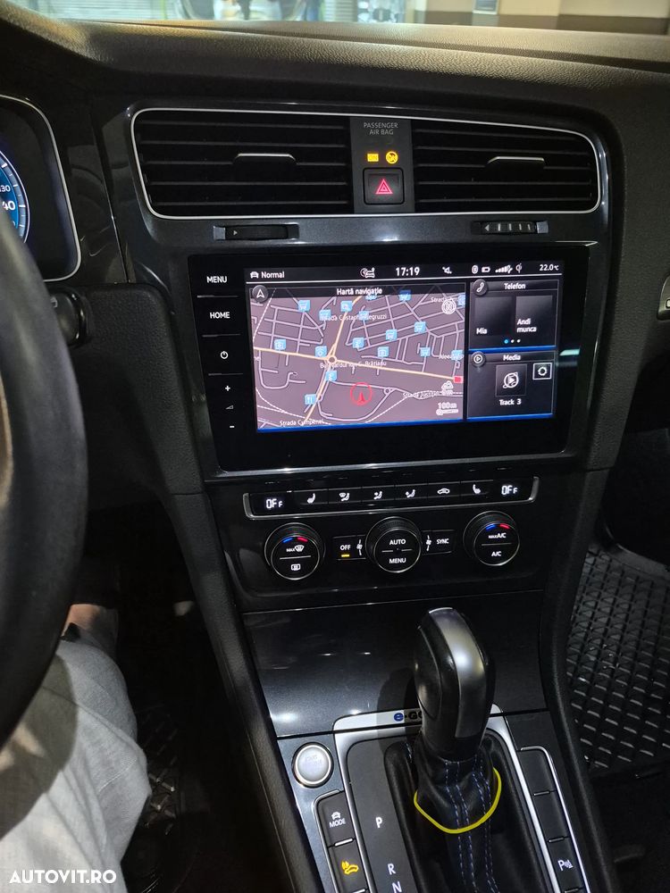 VOLKSWAGEN Golf 2019 — imagine 8