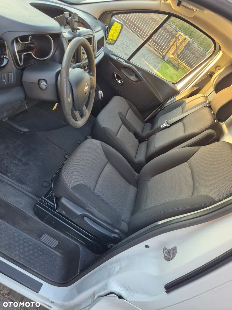 Renault Trafic - 16