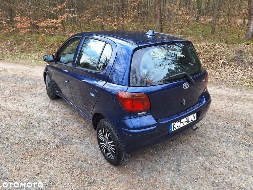 Toyota Yaris - 9
