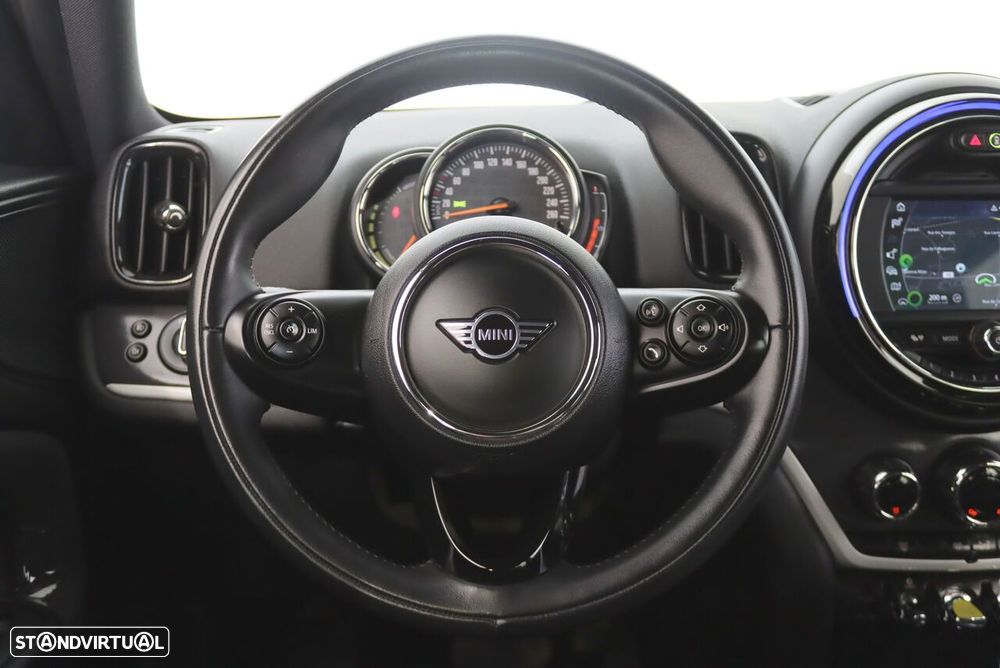 MINI Countryman Cooper SE ALL4 Auto - 11