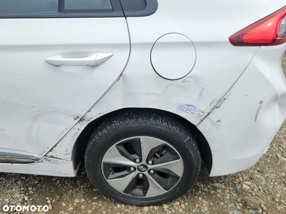 Hyundai IONIQ Premium - 14