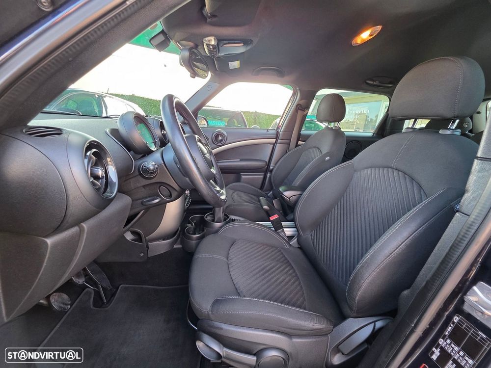 MINI Countryman Cooper D - 12