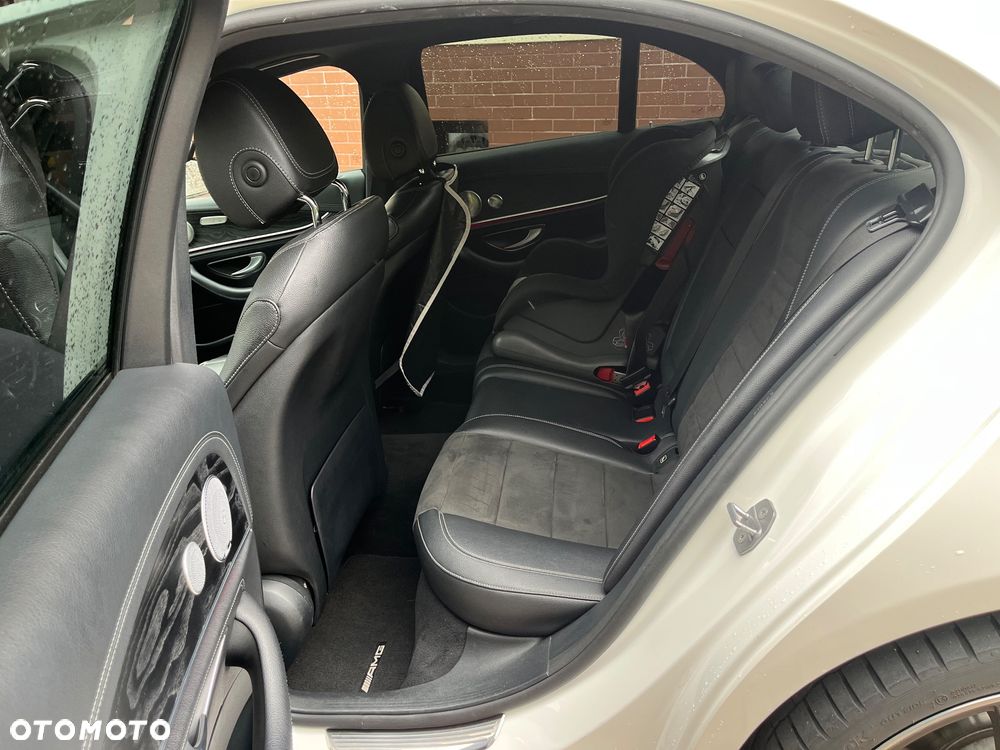 Mercedes-Benz Klasa E 220 d Business Edition 9G-TRONIC - 9