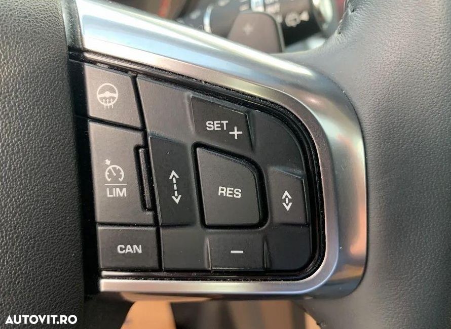 Land Rover Discovery Sport 2.0 l TD4 HSE Luxury Aut. - 7