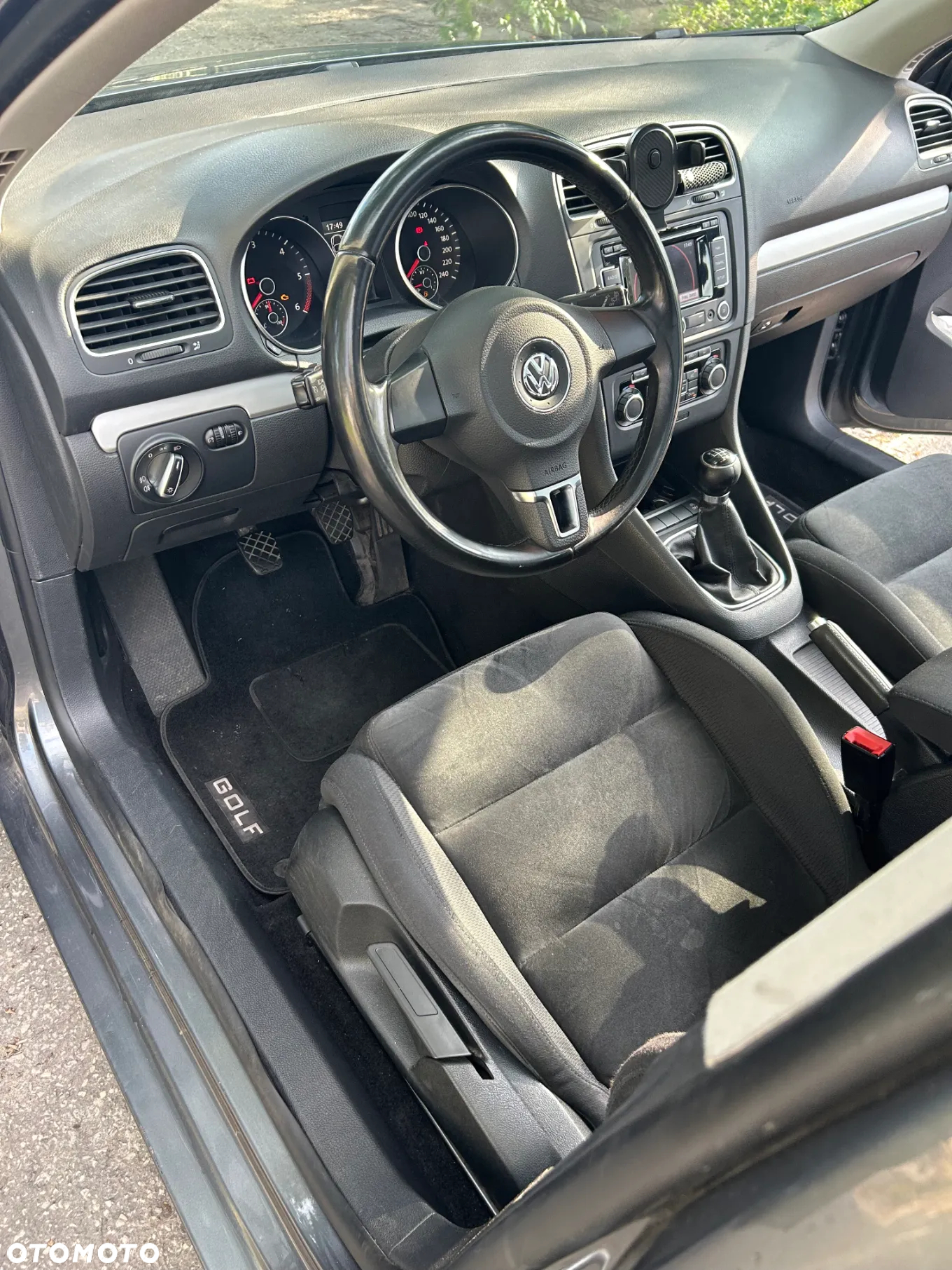 Volkswagen Golf 1.6 TDI DPF BlueMotion Technology Comfortline - 11